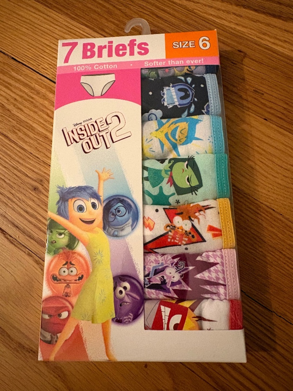 Girls Undies NEW in Box - Size 6